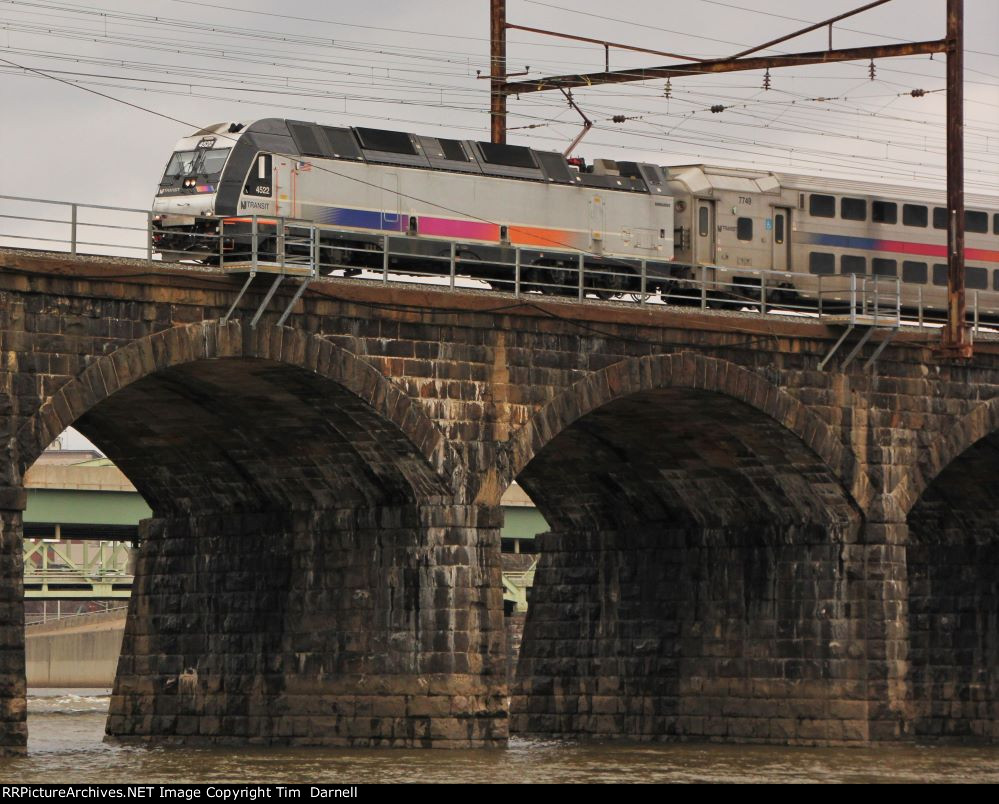 NJT 4522